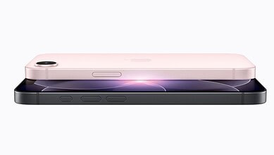 Smartphone with dual rear cameras and slim profile, ideal for photography and everyday use.