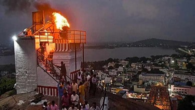 Fire at Tirupparankundram Deepam site amid political controversy, drawing public and media attention.