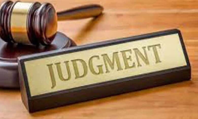 Gavel and "Judgment" sign at court, related to sexual assault case involving minor girl.