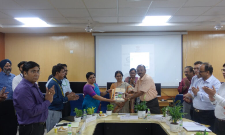 UoH DCO sign MoU for Census research