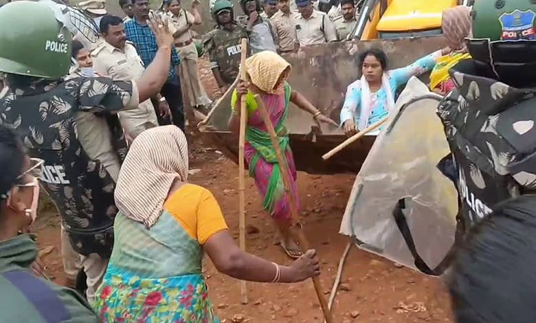 Telangana government to give pattas for 311 Indiramma houses to Velugumatla land evictees in Khammam district on Wednesday, March 11.