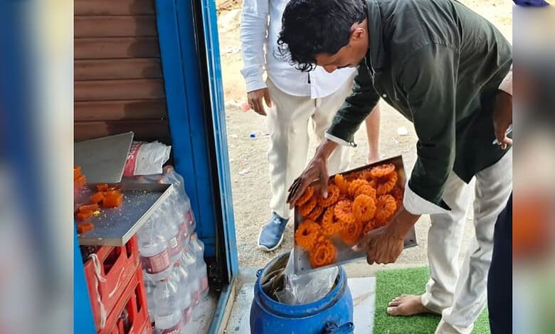 Holi drive: Food safety teams inspect 140 establishments in Telangana