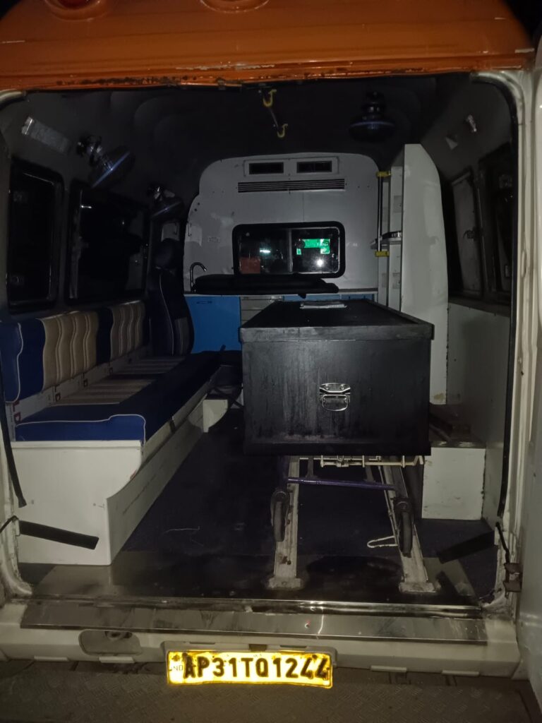 Coffin carrying Bomma Madhu’s mortal remains inside an ambulance
