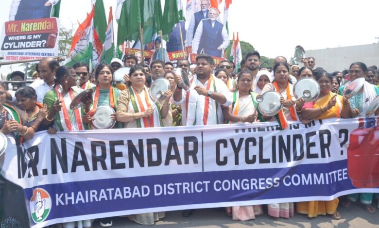 Congress workers protest against Centre over LPG crisis in Hyderabad.