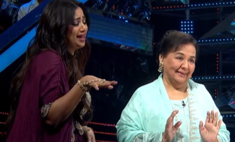 Shreya Ghoshal and Farida Jalal
