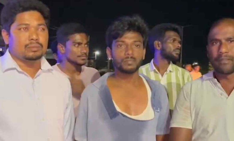 BRS leader Sunkari Gopal attacked by Congress workers for criticising labor minister Dr G Vivek