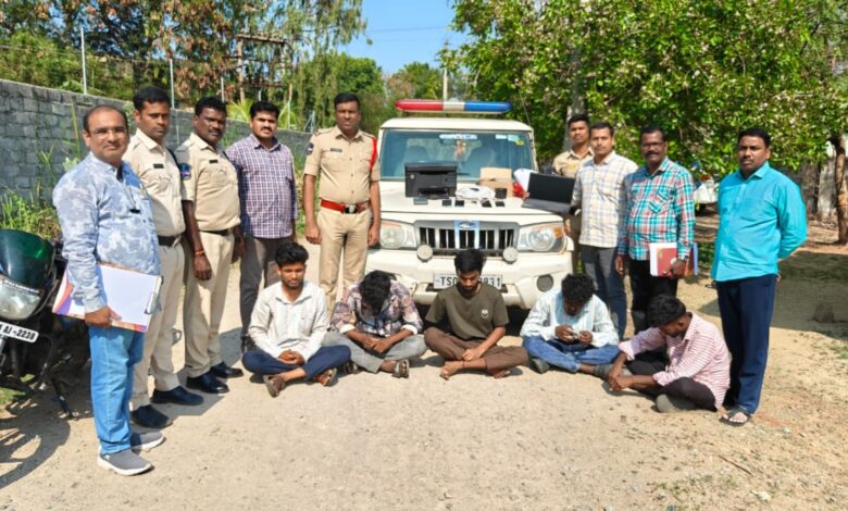 Telangana: 5 held for selling ganja in Madhapur village, 200 gram seized
