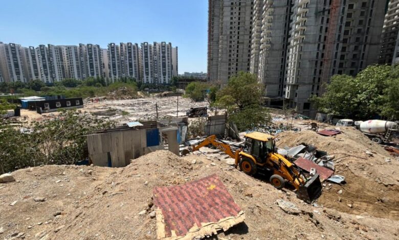 HYDRAA reclaims land worth Rs 1,200 Cr from construction companies in Khanamet