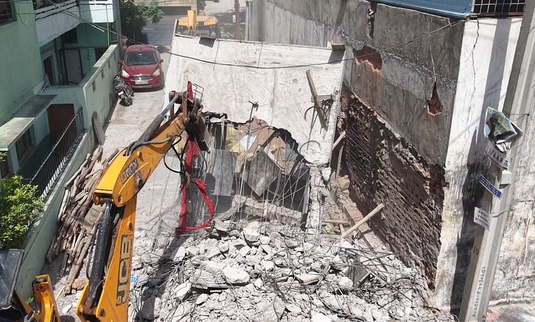 Helpline launched to report dilapidated structures.