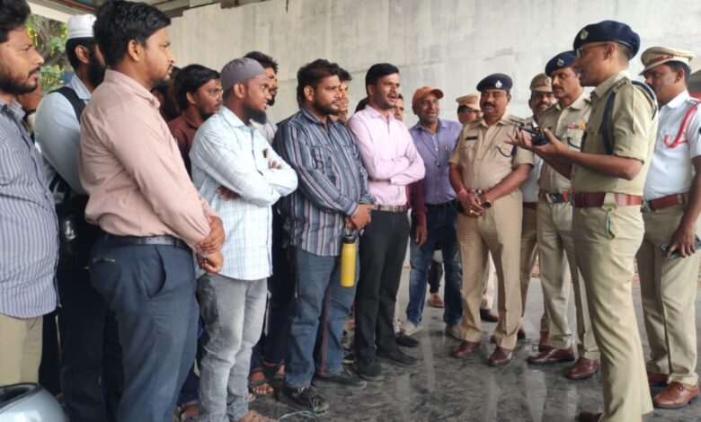 Saifabad Police counsel 62 motorists caught using phones while driving