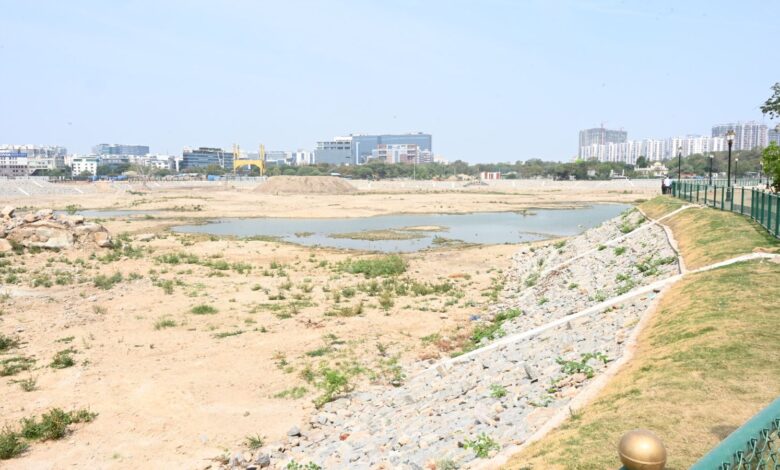 HYDRAA Commissioner AV Ranganath on Saturday, April 4, inspected Thammidikunta and Sunnam Cheruvu lakes in Madhapur