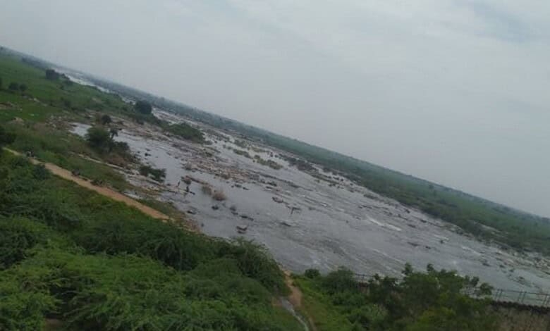 Farmers downstream of Musi River demand restoration of historic Nizam-era irrigation network to improve w.