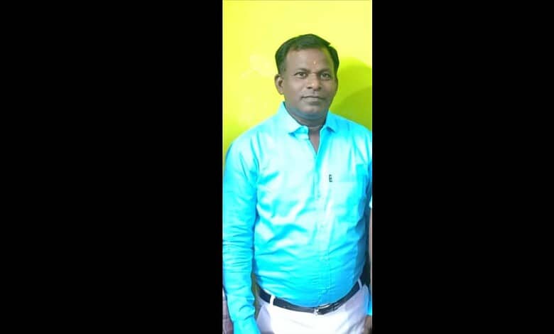 Staff member who died at Hyderabad mall, family protests and demands justice.