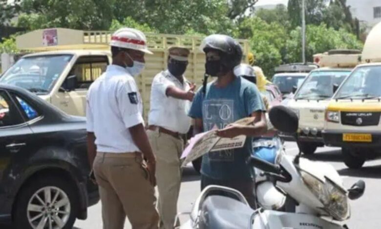Hyderabad traffic police check vehicle documents