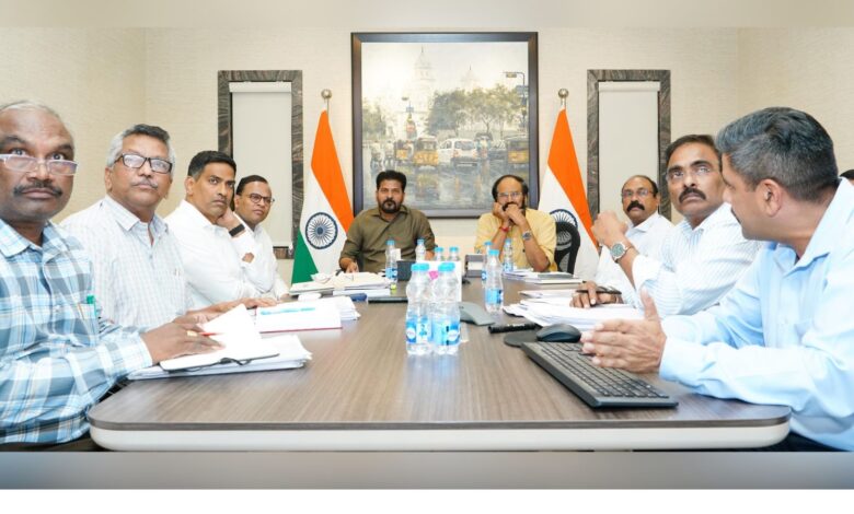 Telangana CM orders speedy repairs of Kaleshwaram barrages