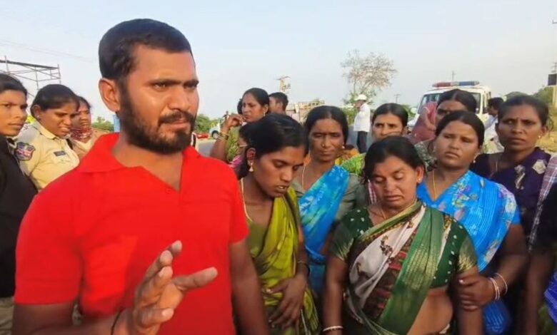 Protestors address the media in Warangal