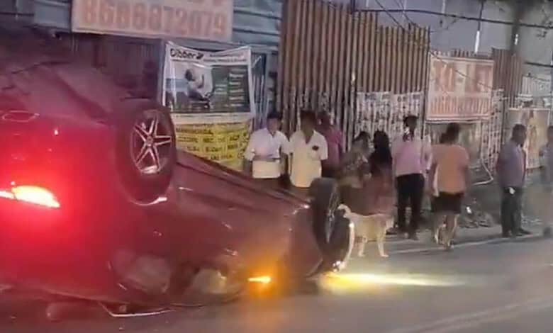 Car turns turtle in Hyderabad