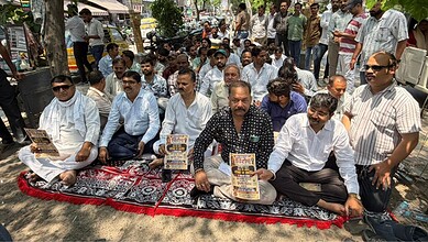 Protest by jewellers in UP after PM Modi's appeal to postpone gold purchases