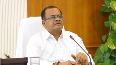 Telangana Roads and Buildings Minister Komatireddy Venkat Reddy