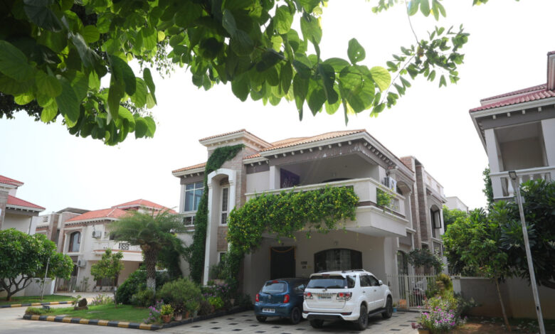 Luxury homes