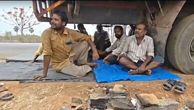 200 maize-laden lorries stranded on highway in Yadadri over porter shortage
