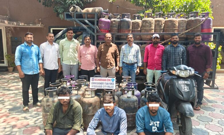 Accused held for illegal sale of gas cylinders