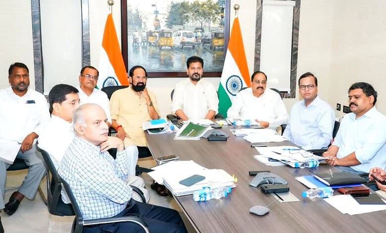 Enhancement of grain procurement and maize purchases discussed in a formal meeting with officials.