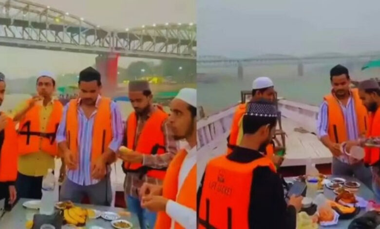 Varanasi iftar boat party