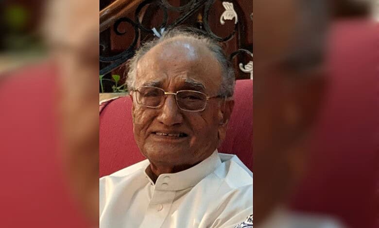 Dr Mohammad Iqbal Sanai seated and smiling in Hyderabad before his passing.